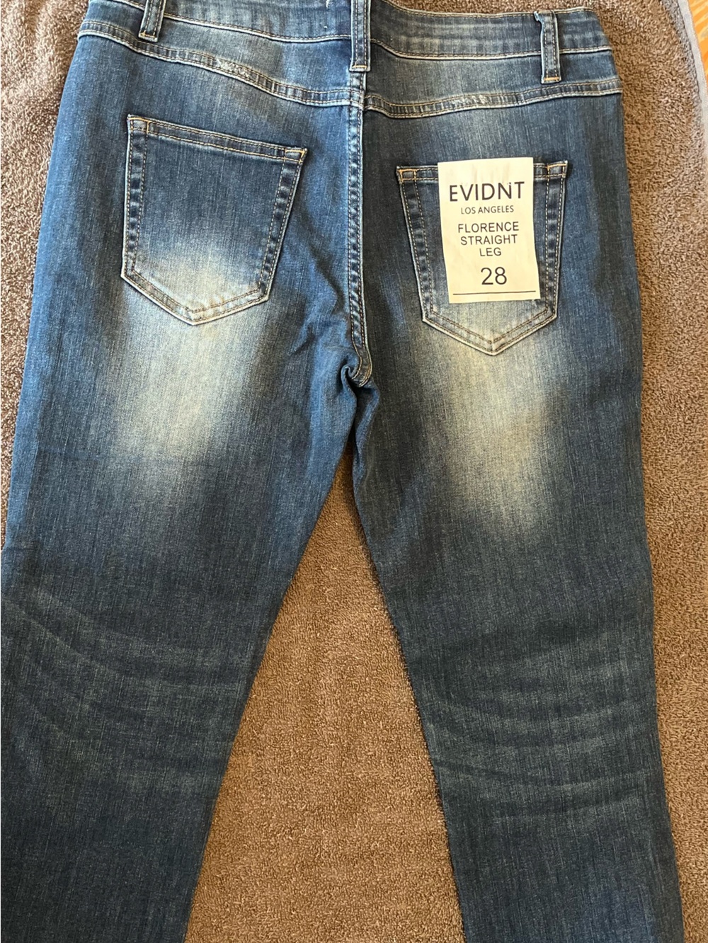 NWT EVIDNT Los Angeles
Florence Straight Leg Jeans Size 28 Distressed Crop - Picture 5 of 9